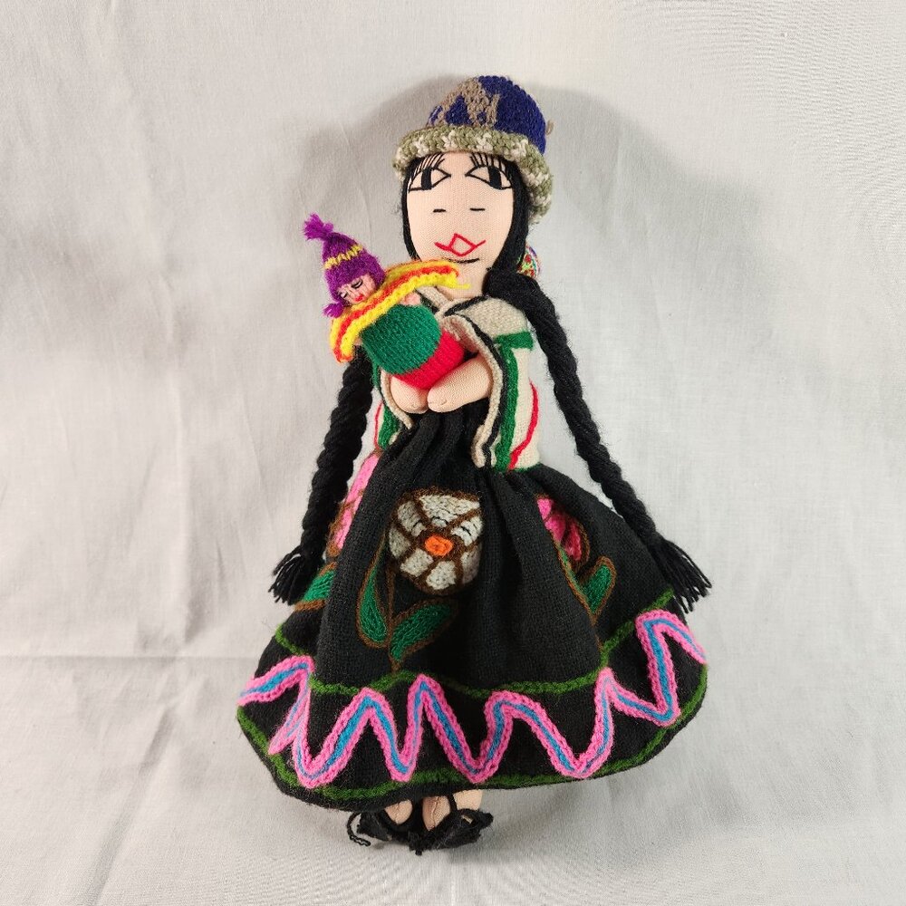 Peruvian Andean Handmade Doll Folk Art Embroidery Dress Mother with Baby 14 in